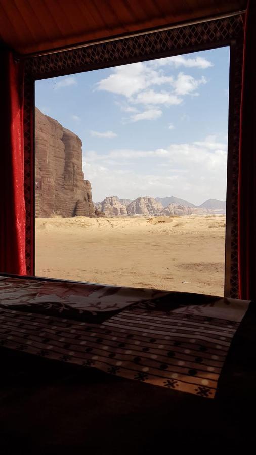 Salman Zwaidh Camp Hotel Wadi Rum Exterior foto